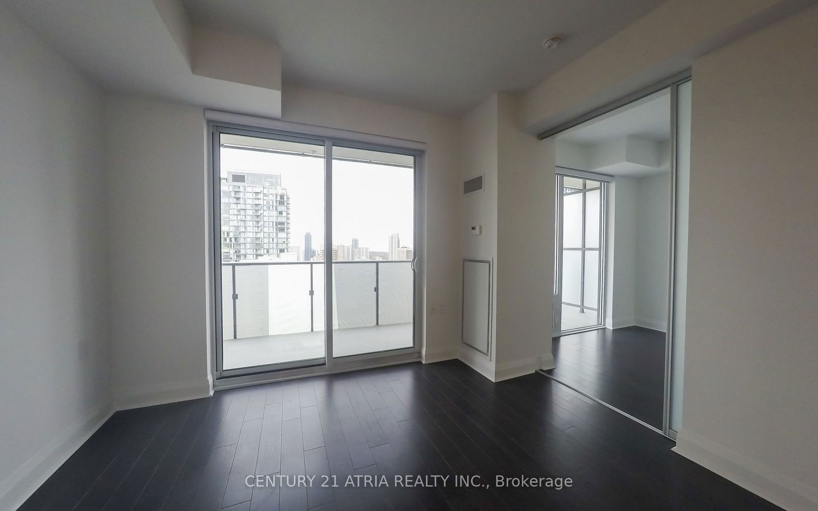 1080 Bay St, unit 2511 for rent