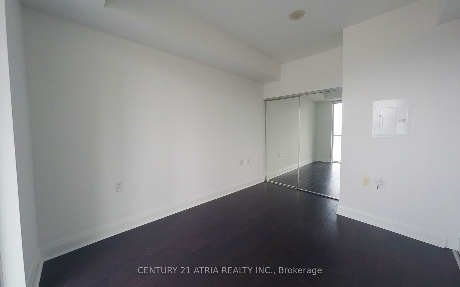 1080 Bay St, unit 2511 for rent