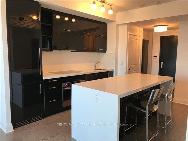 1080 Bay St, unit 4201 for rent