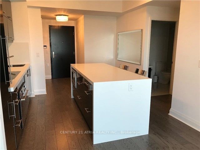 1080 Bay St, unit 4201 for rent