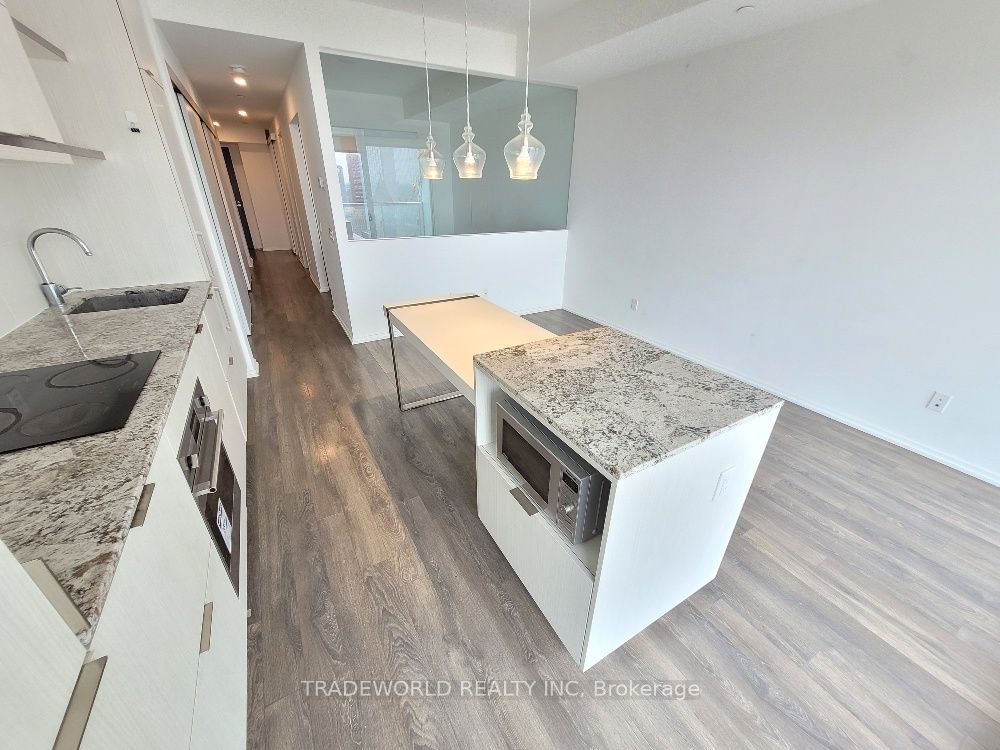 197 Yonge St, unit 2510 for rent