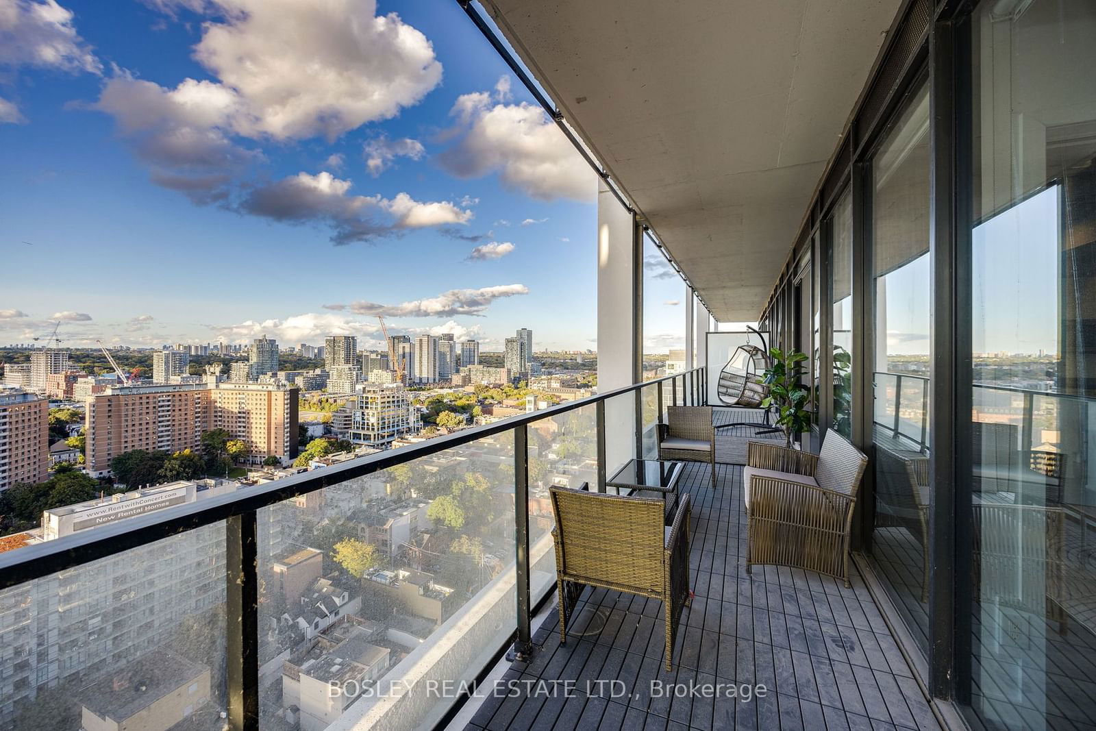 55 Ontario St, unit 2201 for rent