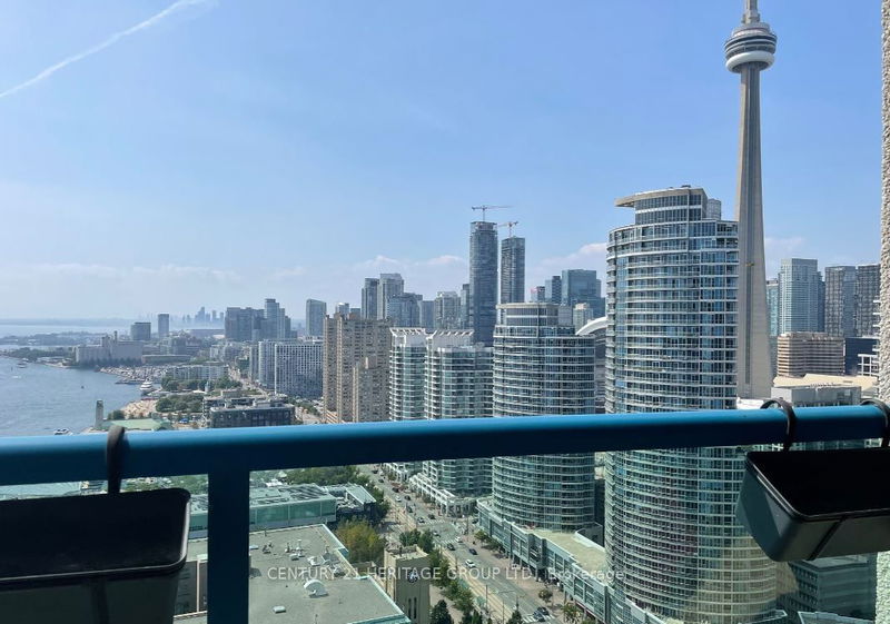 99 Harbour Sq, unit 3312 for rent