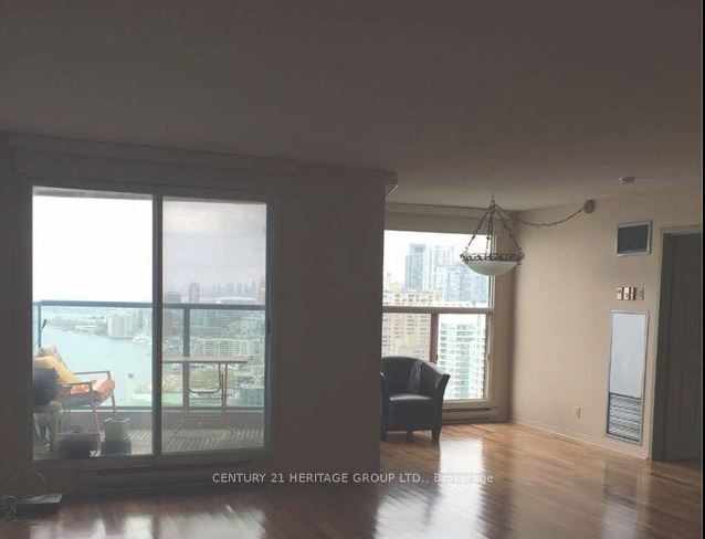 99 Harbour Sq, unit 3312 for rent