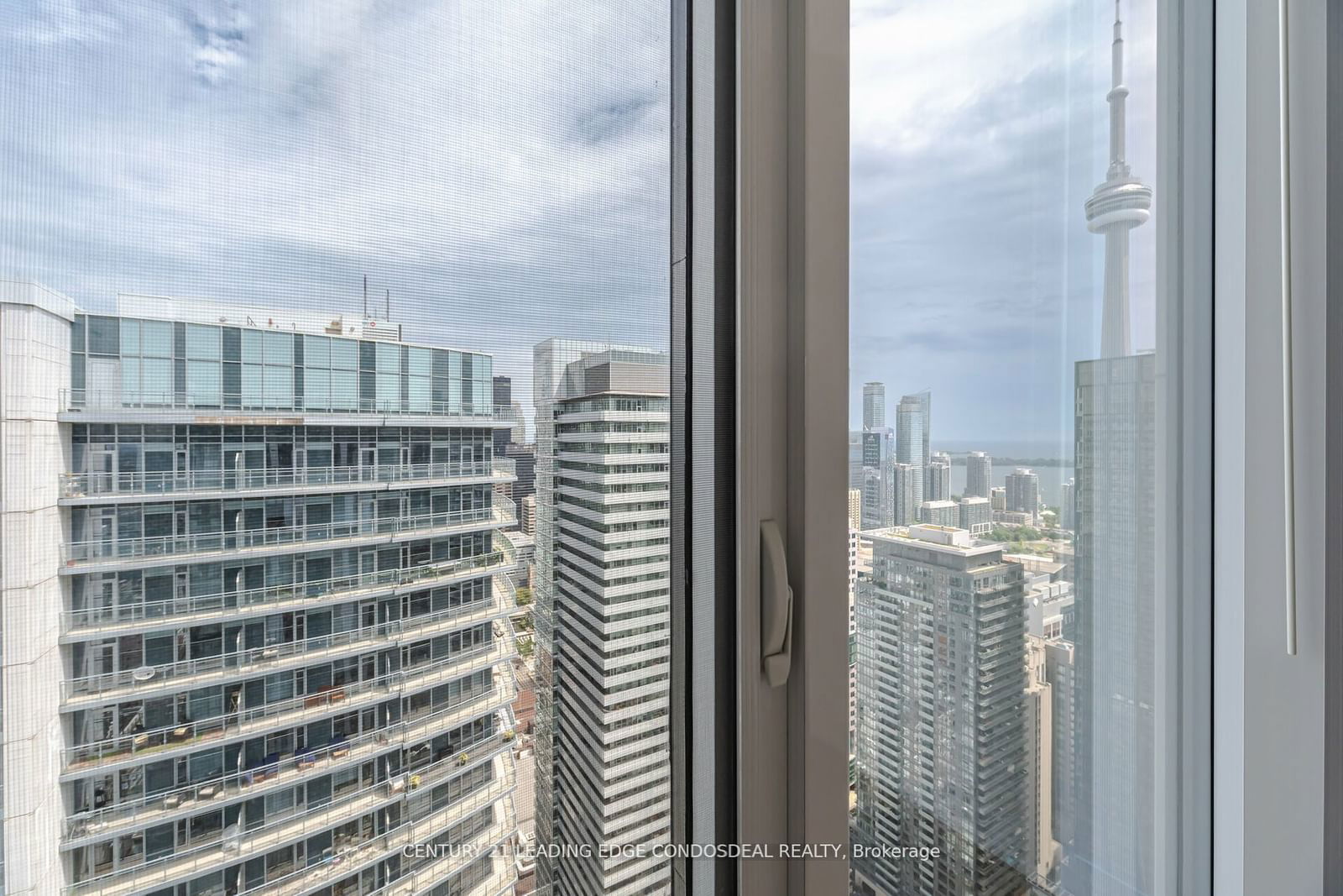 8 Widmer St, unit 4905 for sale