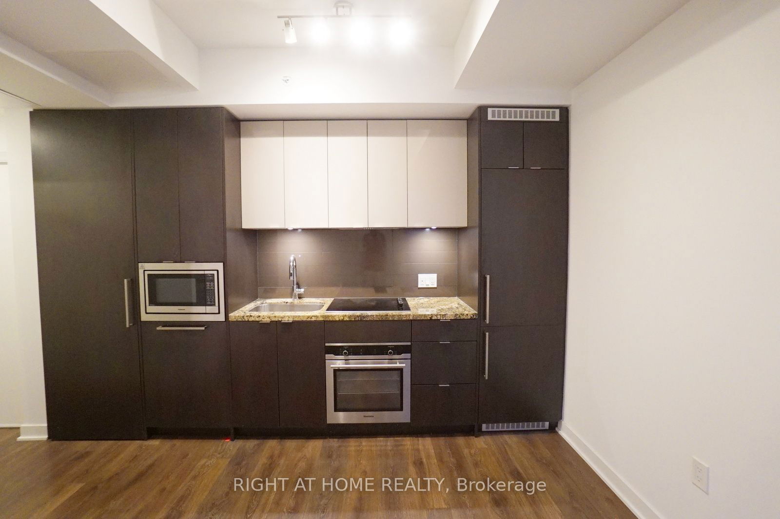 115 Blue Jays Way, unit 2912 for rent