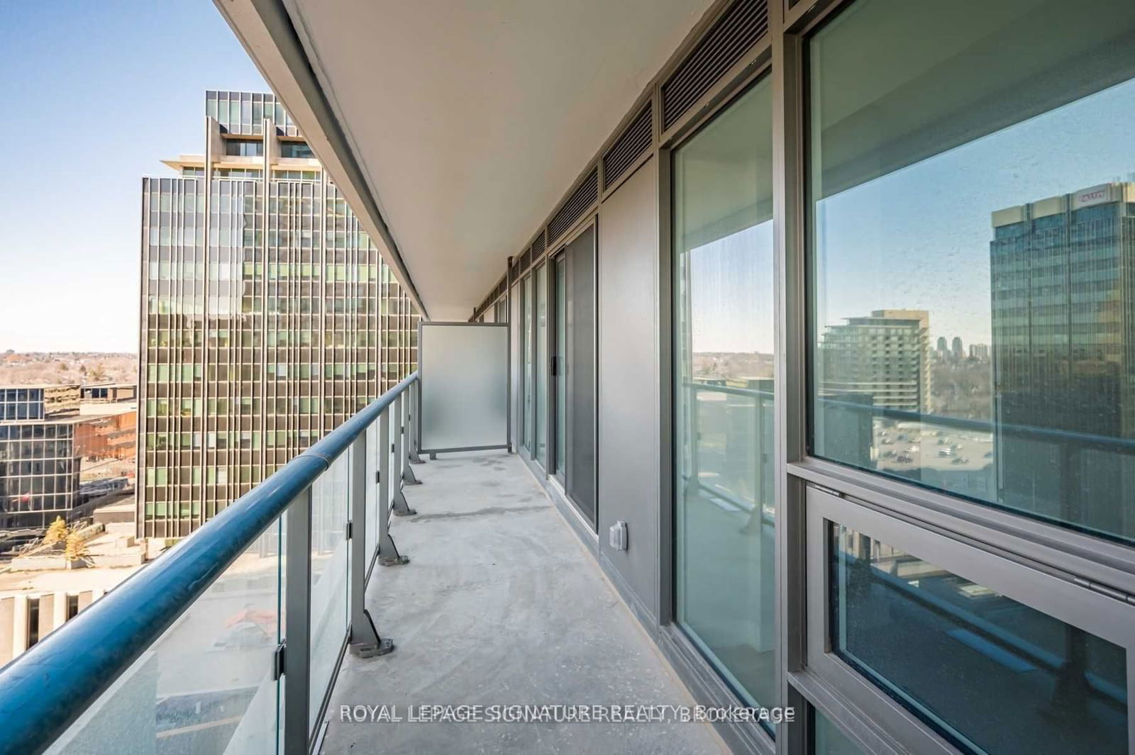 2221 Yonge St, unit 1506 for rent