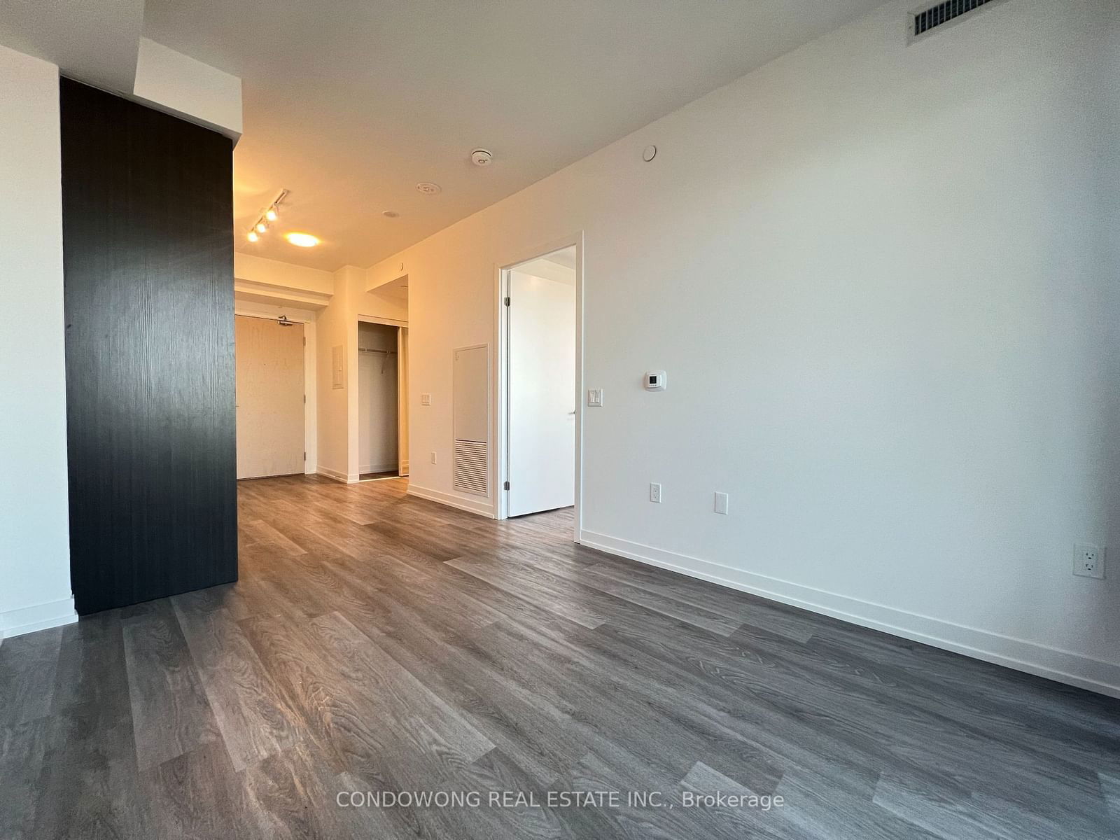 55 Cooper St, unit 7706 for rent