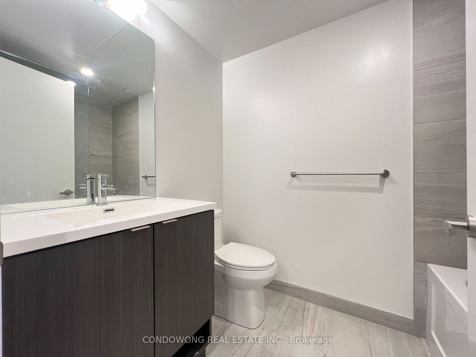 55 Cooper St, unit 7706 for rent