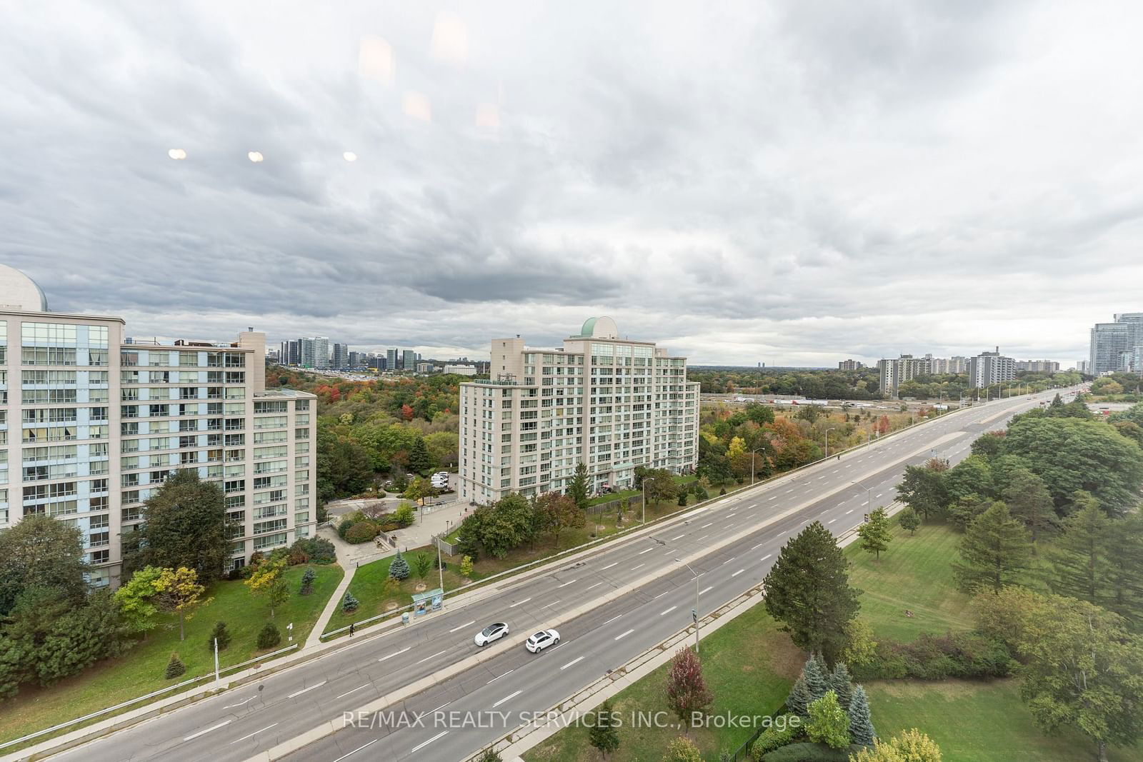 18 Graydon Hall Dr, unit 1305 for rent