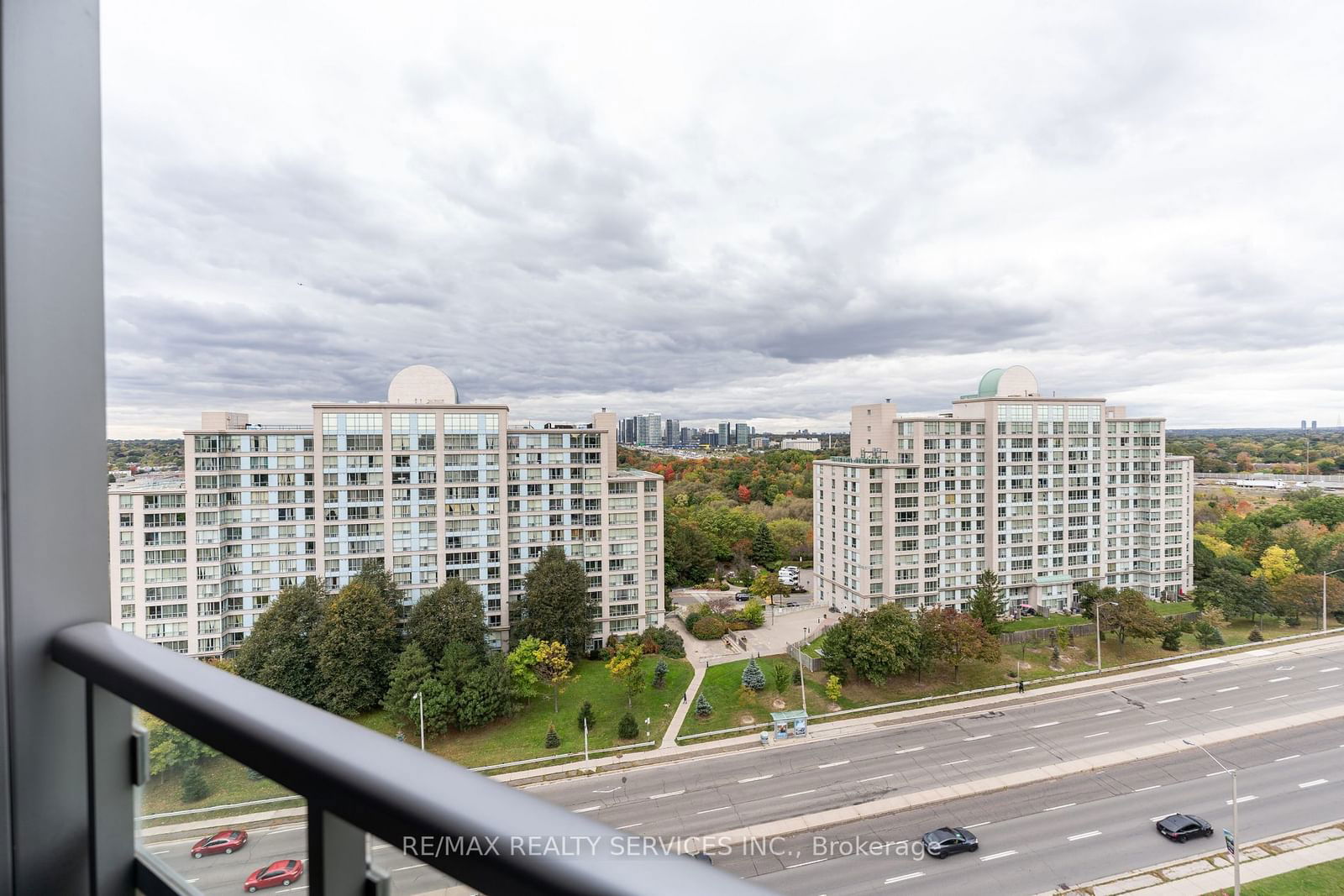 18 Graydon Hall Dr, unit 1305 for rent