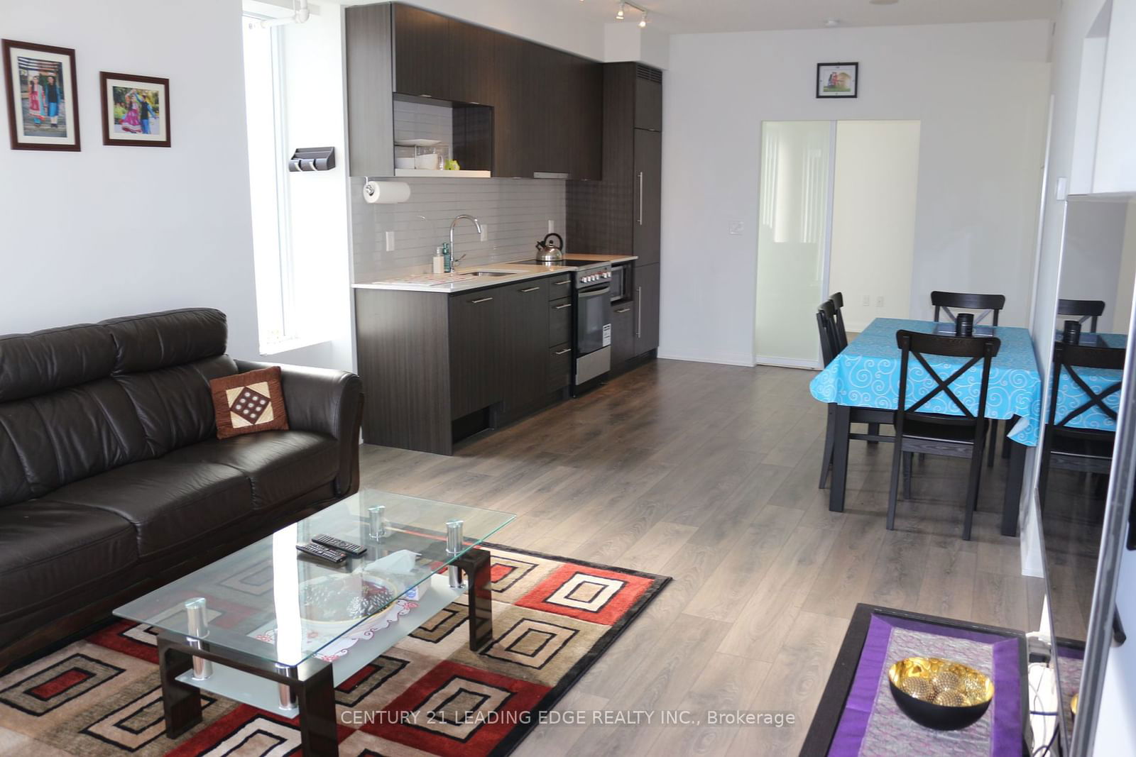 435 Richmond St W, unit 710 for rent