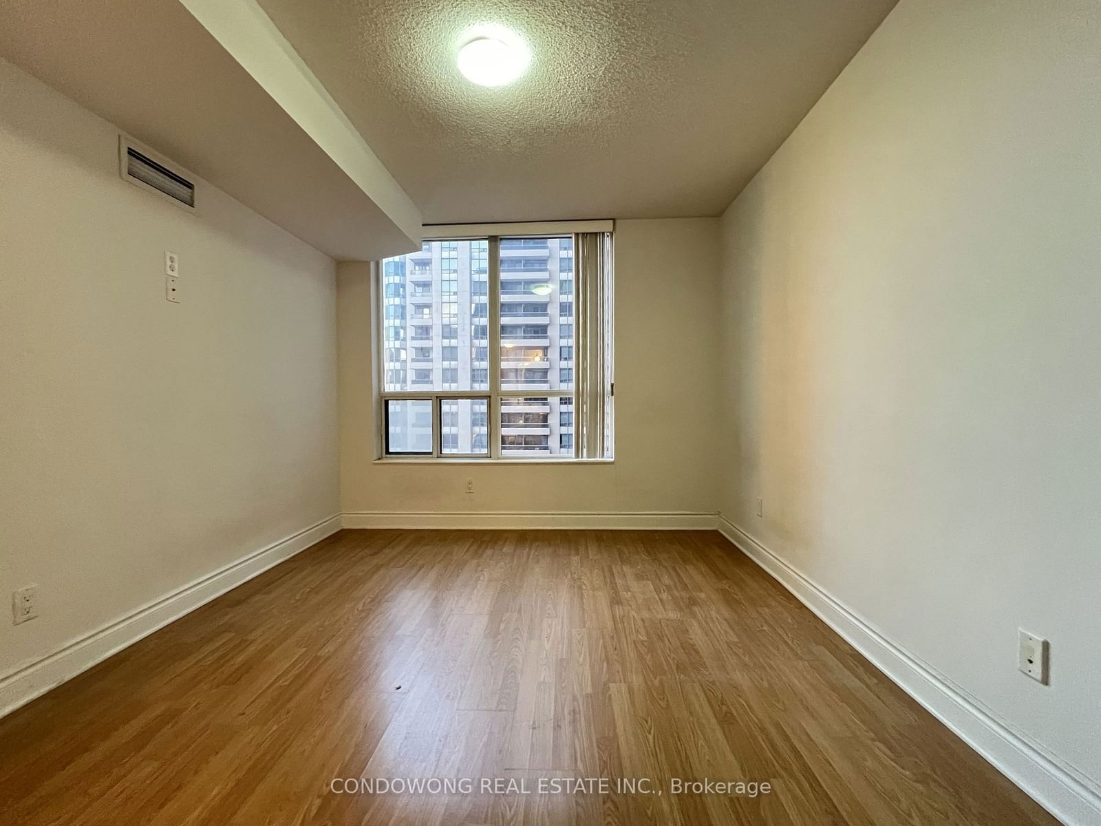 5 Northtown Way, unit 1208 for rent