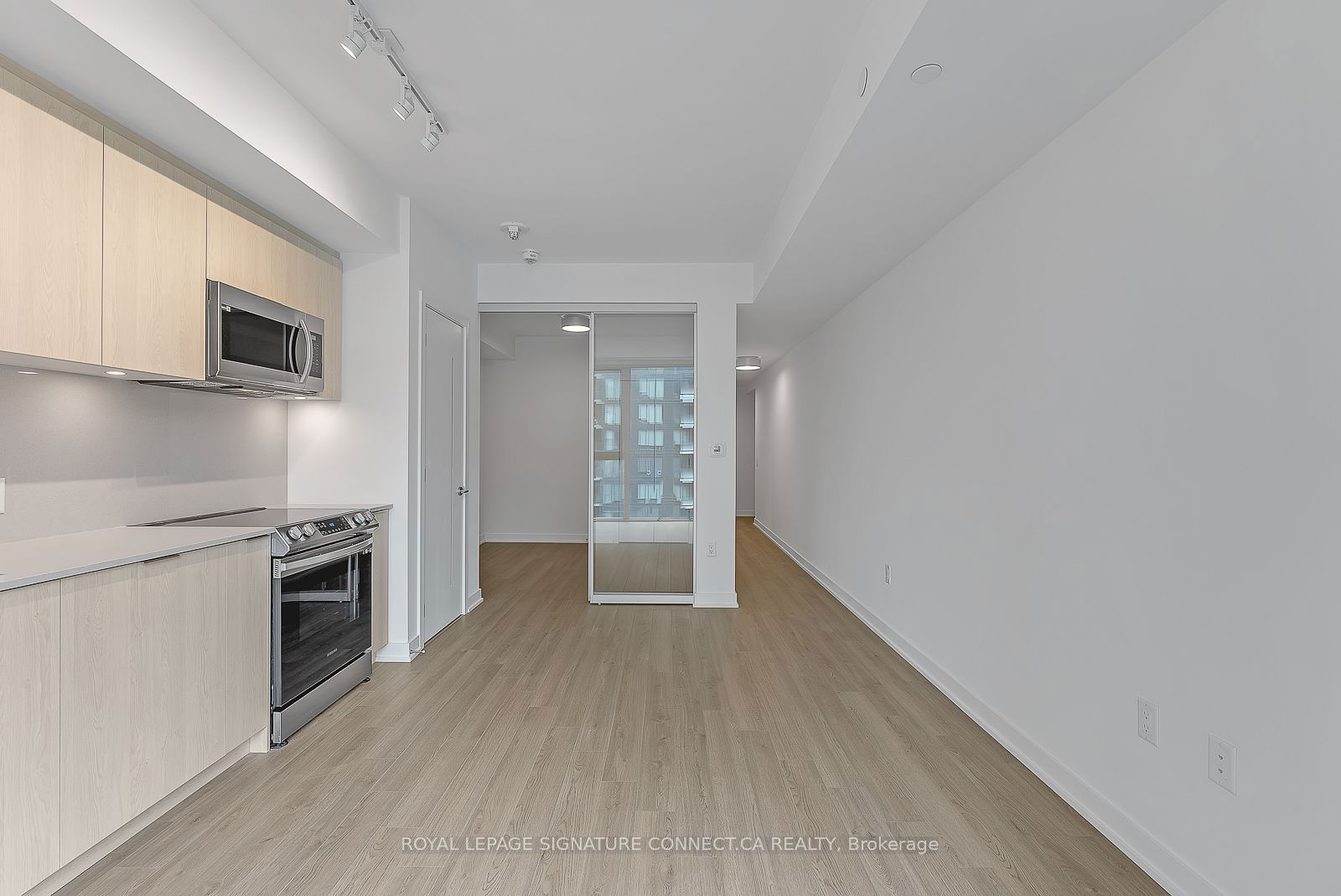 357 King St W, unit 3405 for rent