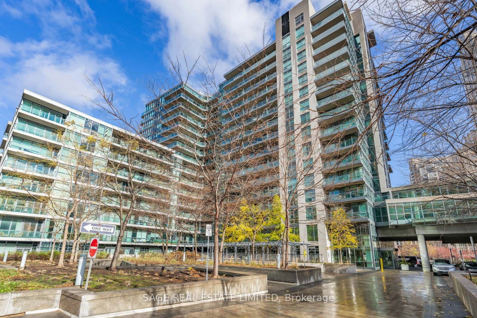 Neptune & Neptune II Condos, Downtown, Toronto