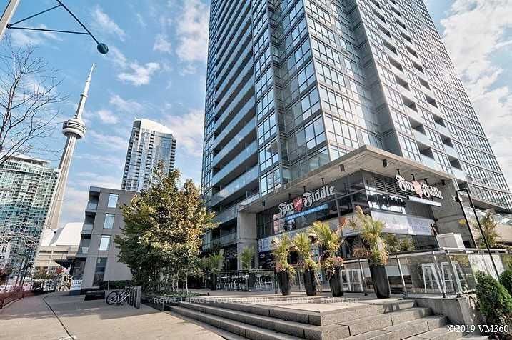 15 Fort York Blvd, unit 4105 for rent