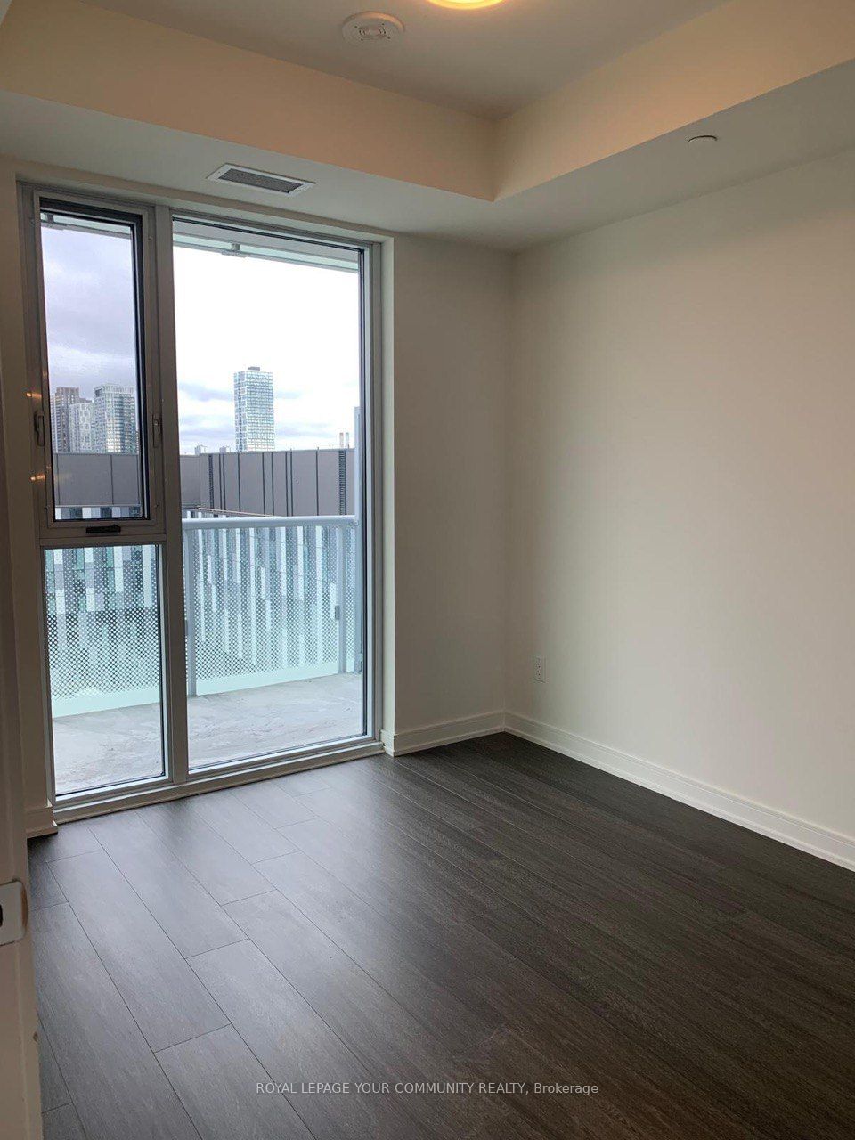 425 Front St E, unit 1115 for rent