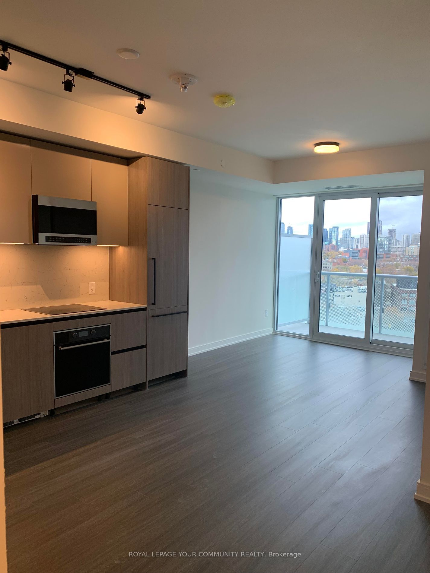 425 Front St E, unit 1115 for rent