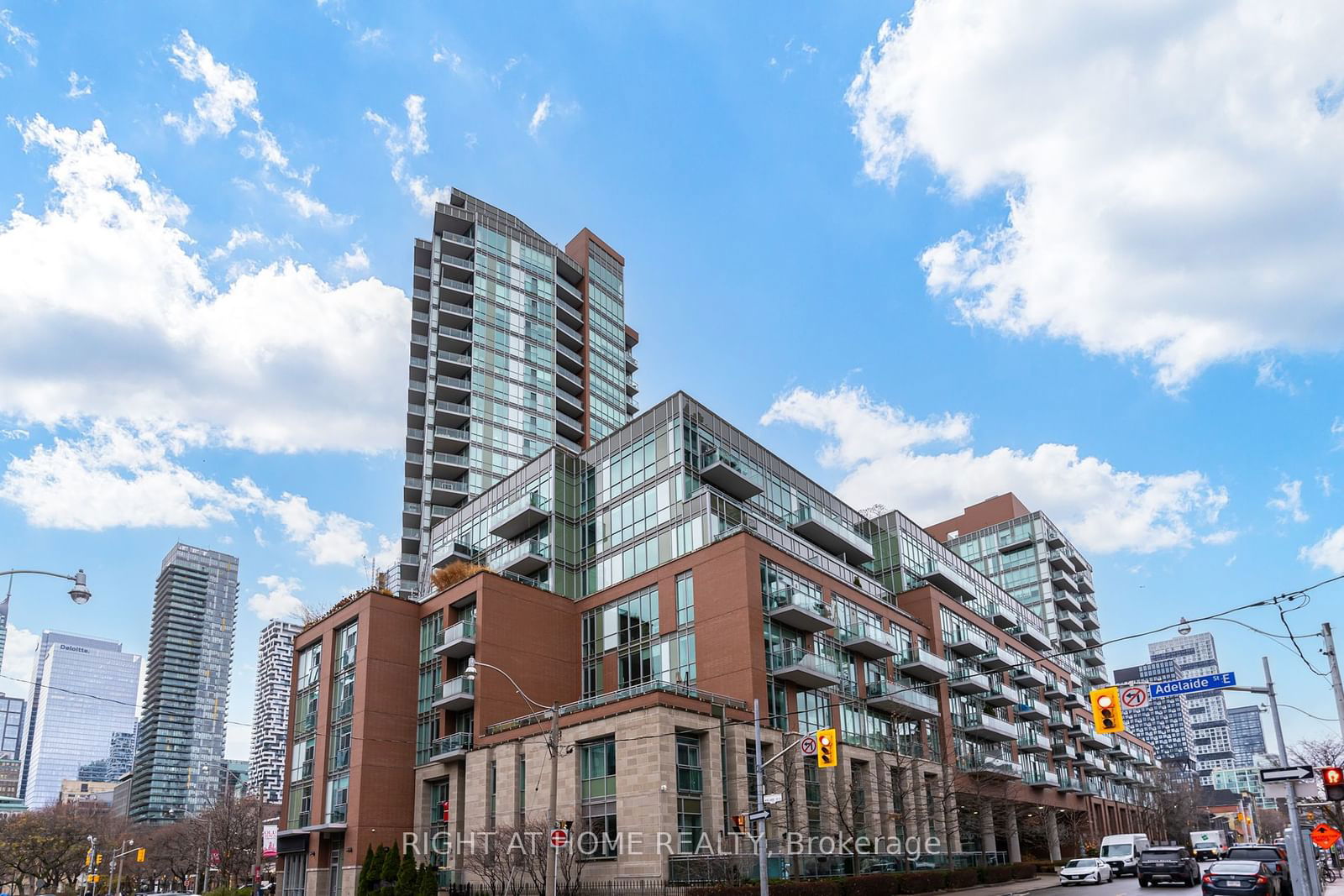 112 George St, unit 510 for sale