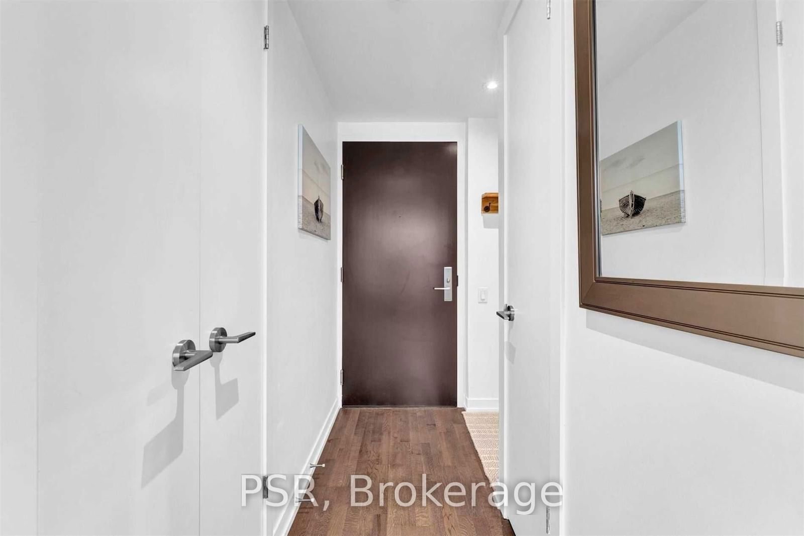 95 Bathurst St, unit 913 for rent