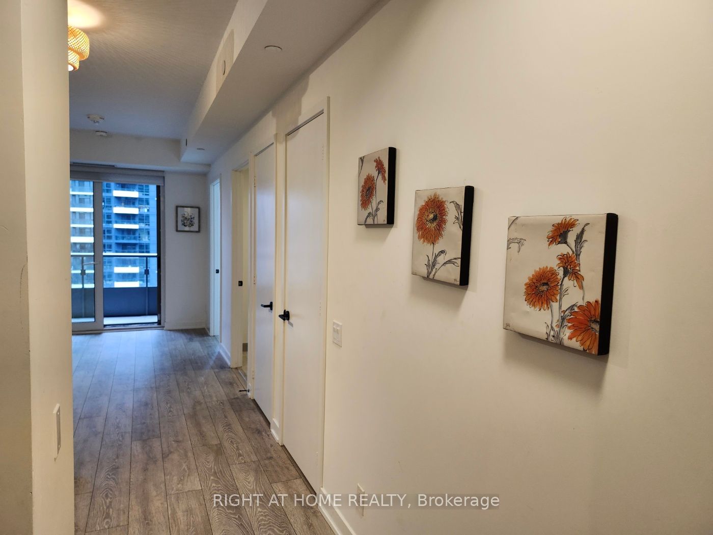 108 Peter St, unit 2605 for rent