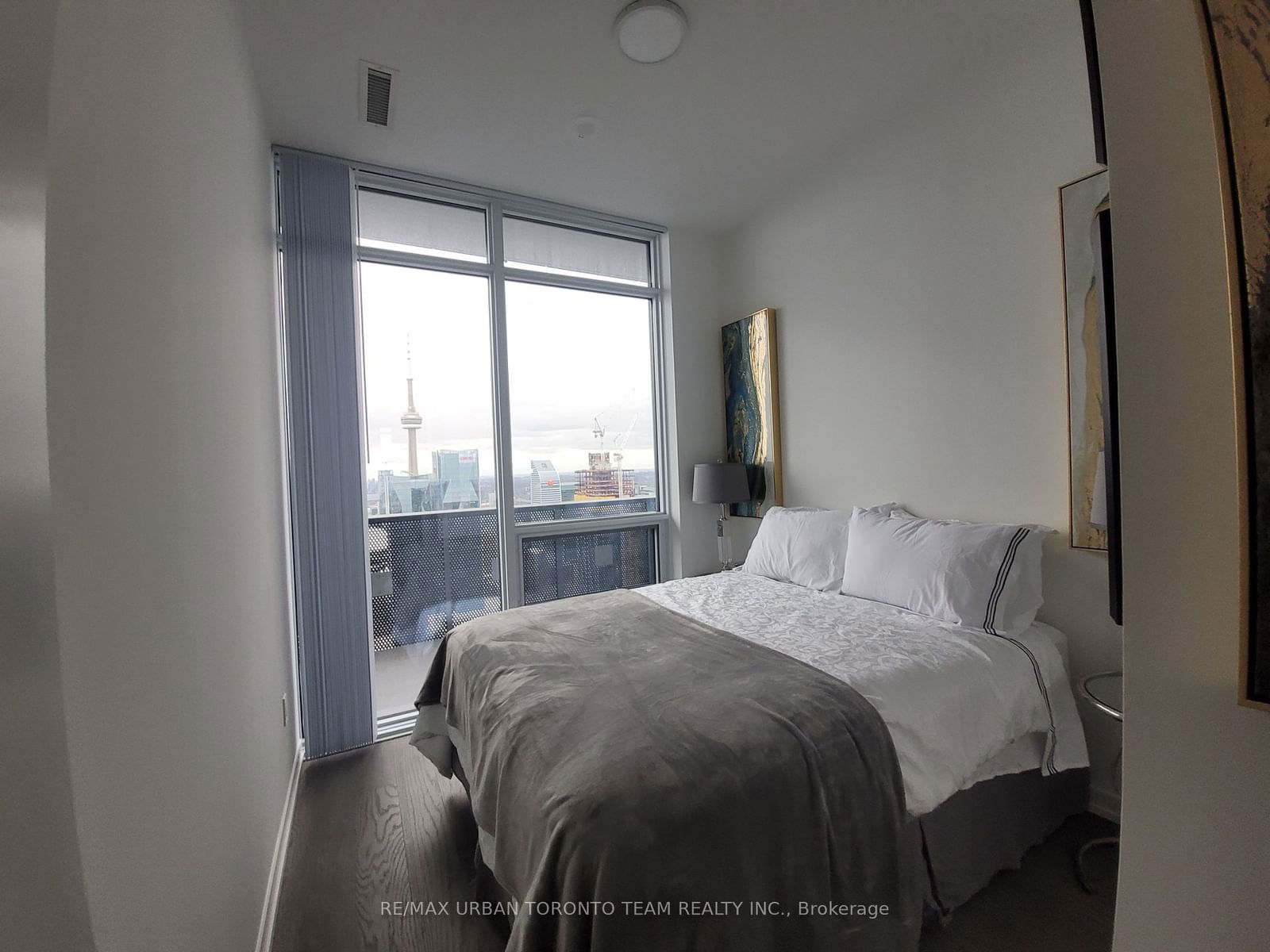 55 Cooper St, unit PH112 for rent