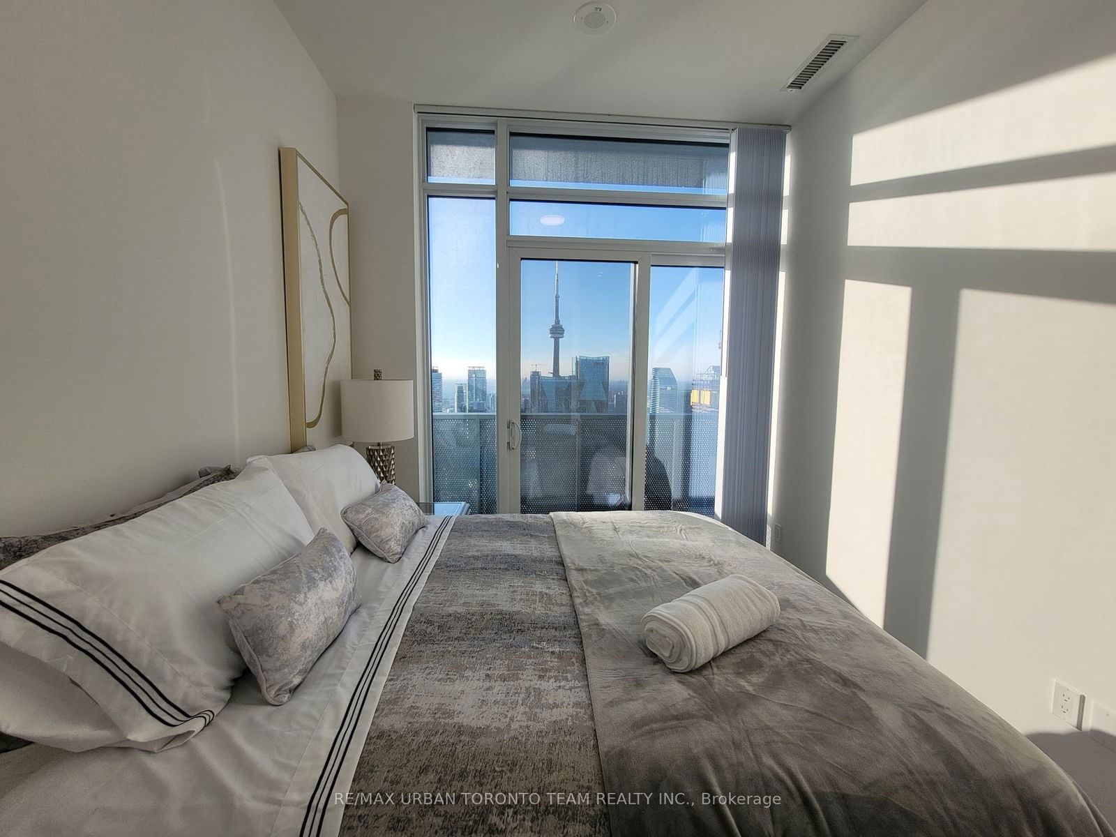 55 Cooper St, unit PH112 for rent