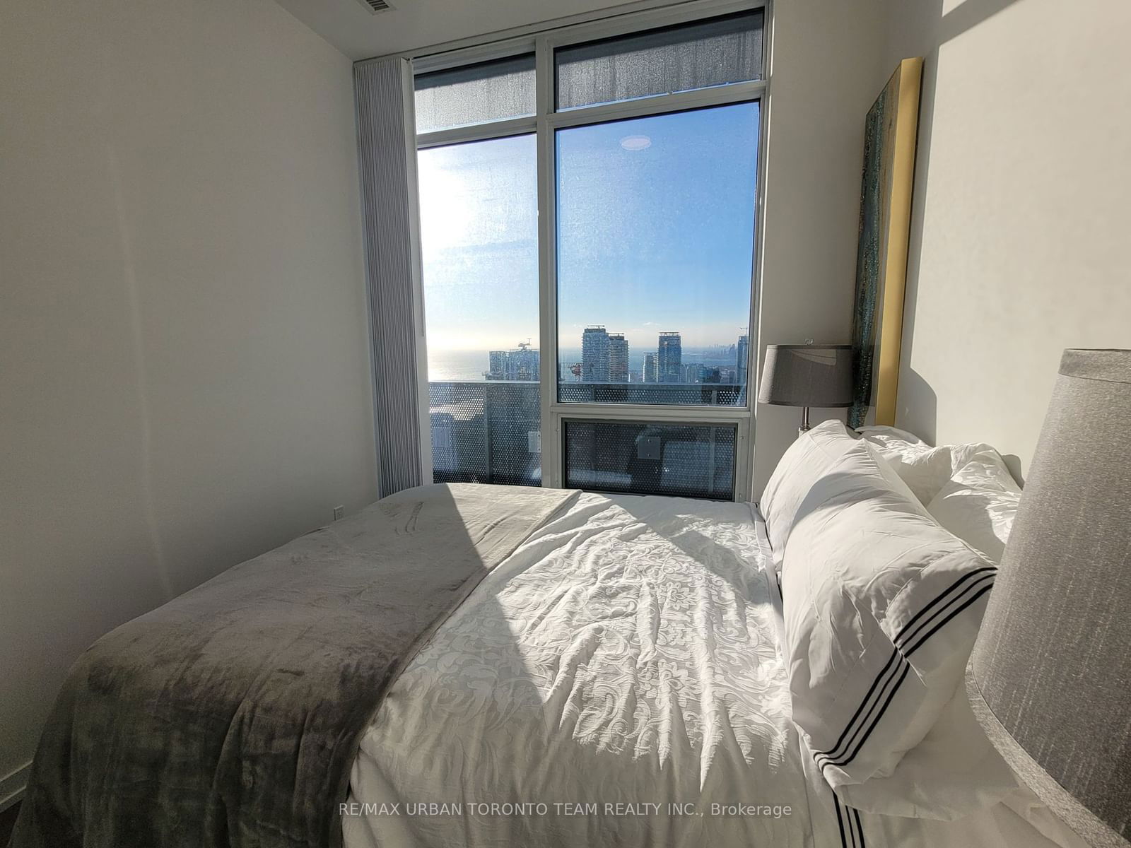 55 Cooper St, unit PH112 for rent