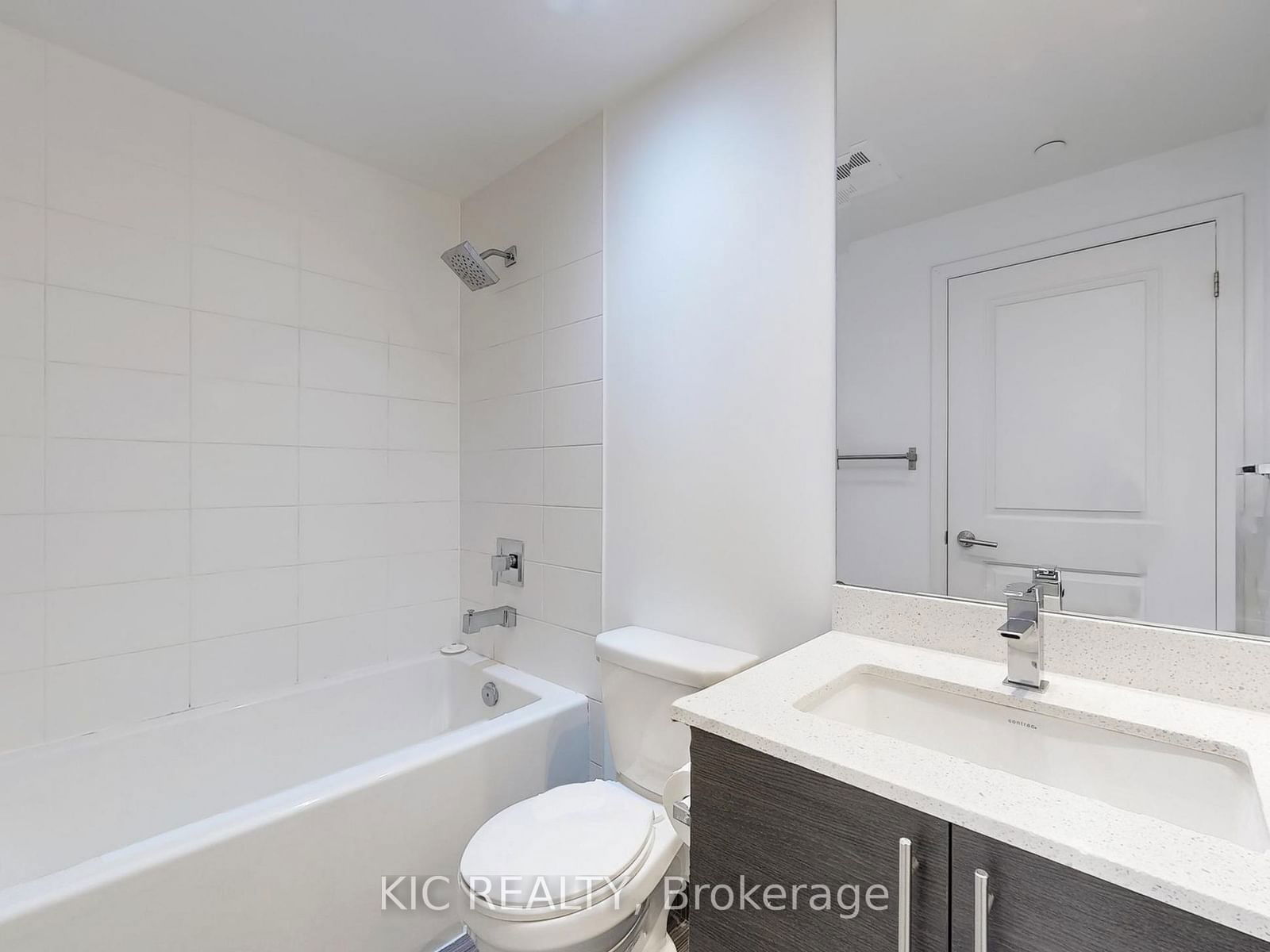 400 Adelaide St E, unit 107 for sale