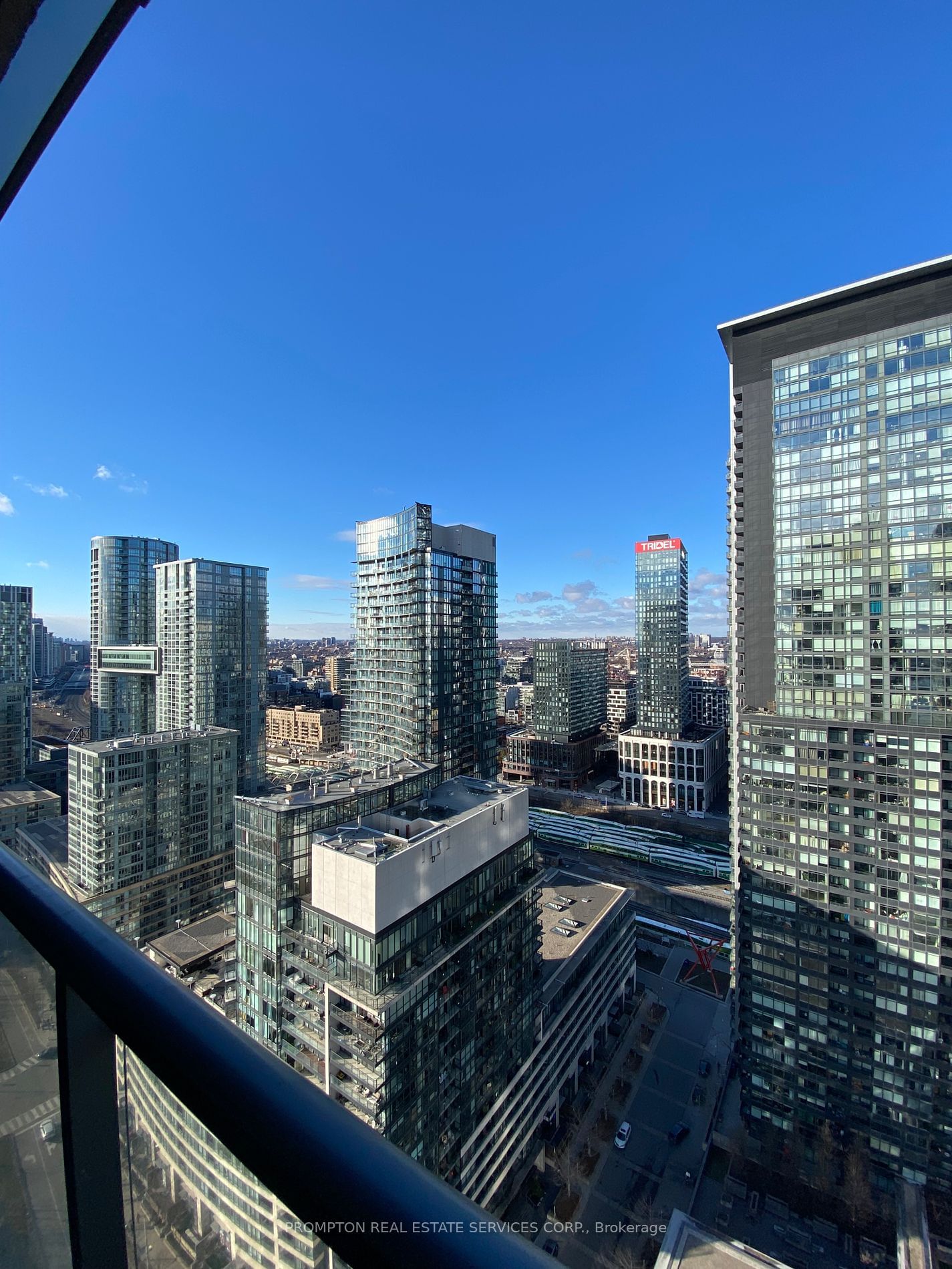 15 Fort York Blvd, unit 3903 for rent