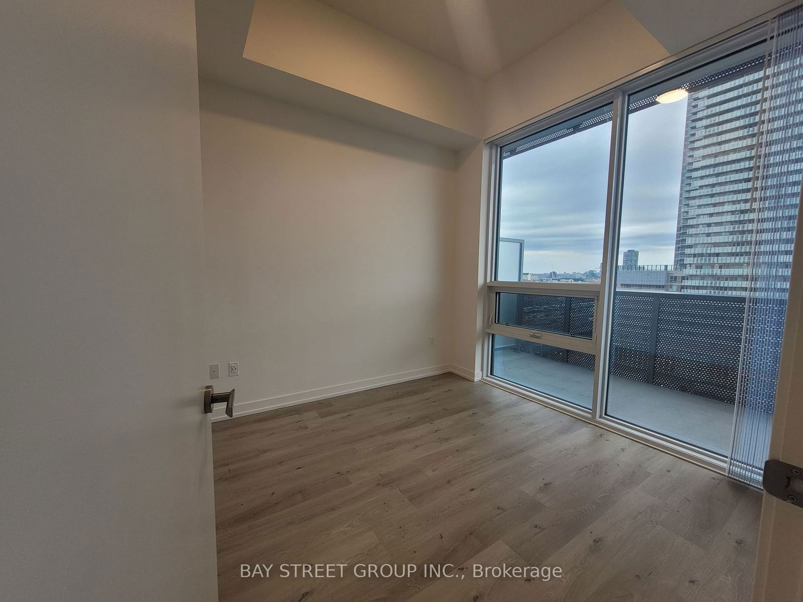 138 Downes St, unit 3905 for rent