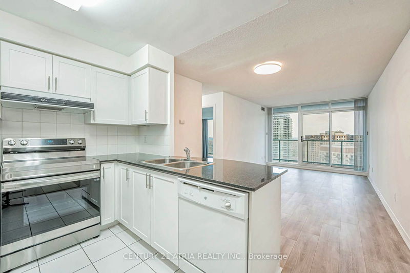 5500 Yonge St, unit 2102 for sale