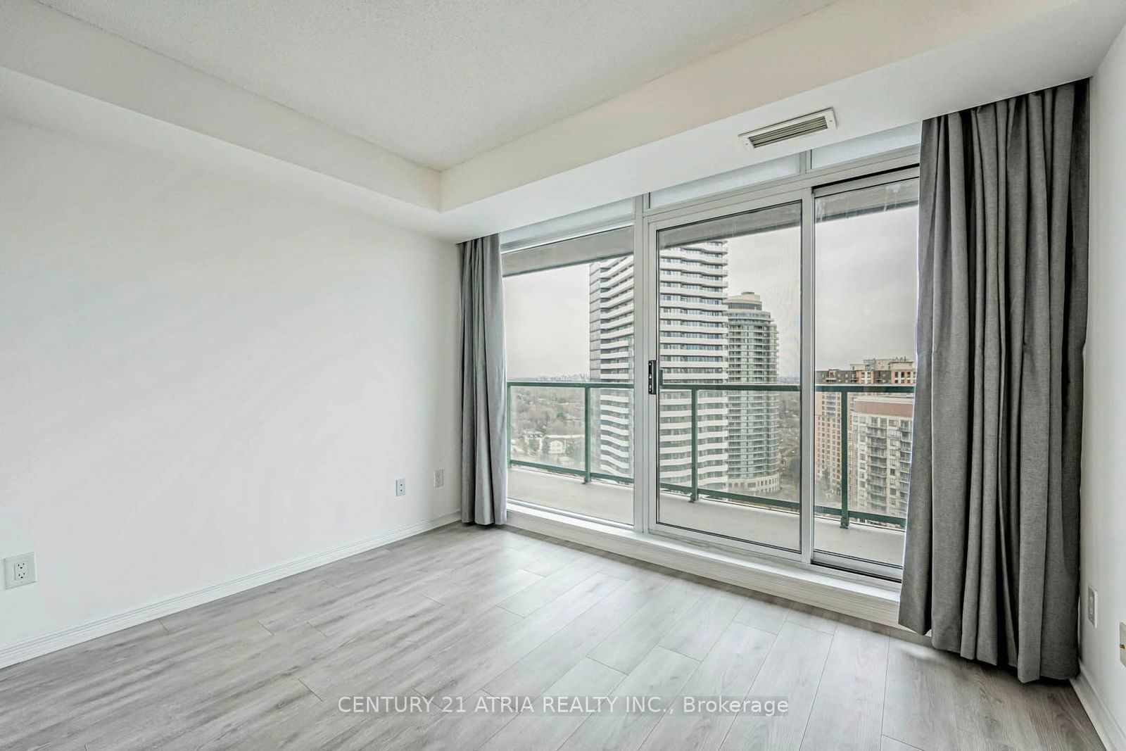 5500 Yonge St, unit 2102 for sale