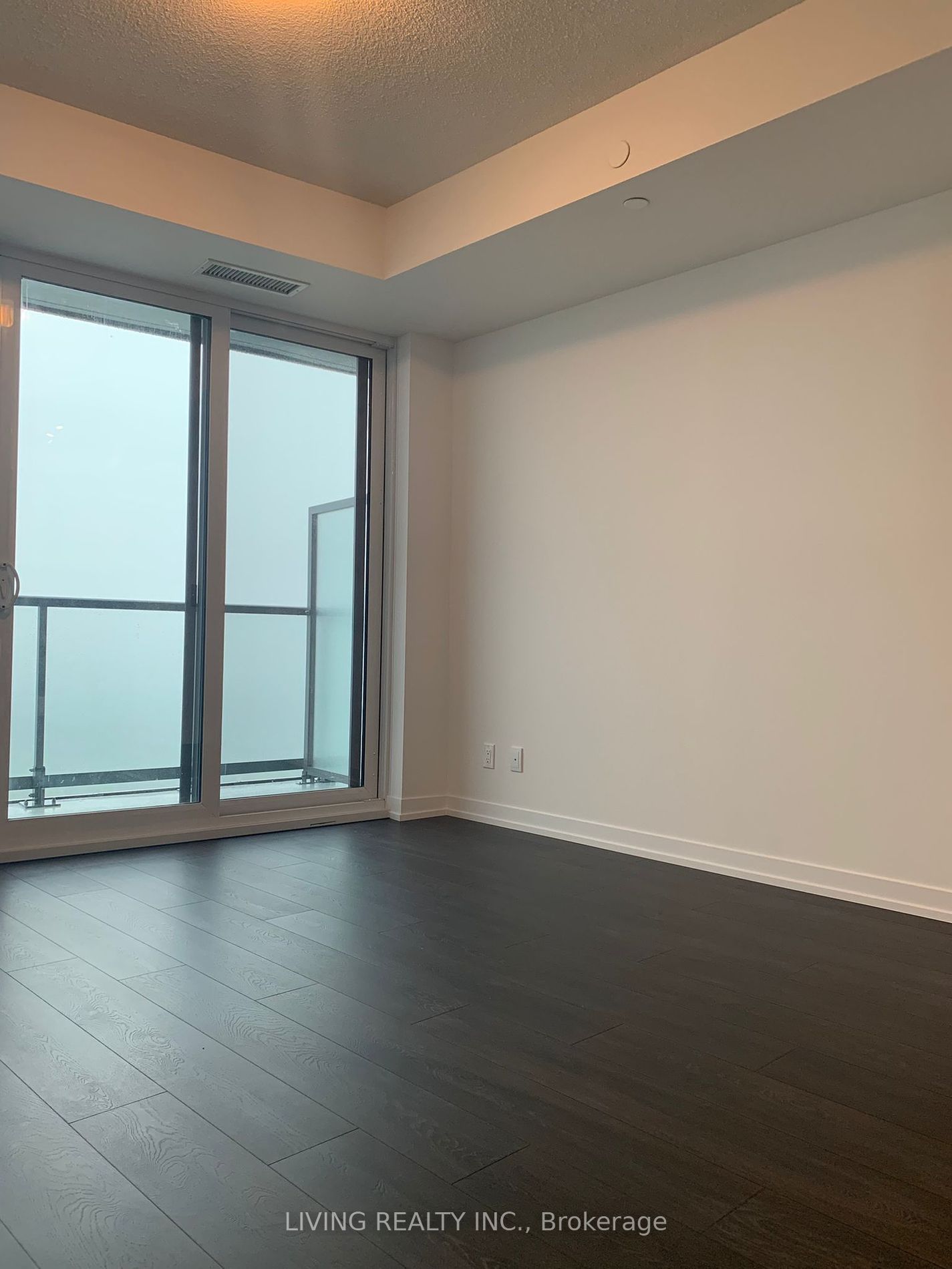 125 Redpath Ave, unit 3211 for rent