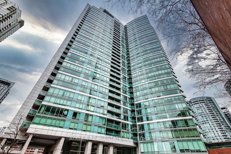 81 Navy Wharf Crt, unit 1608 for rent