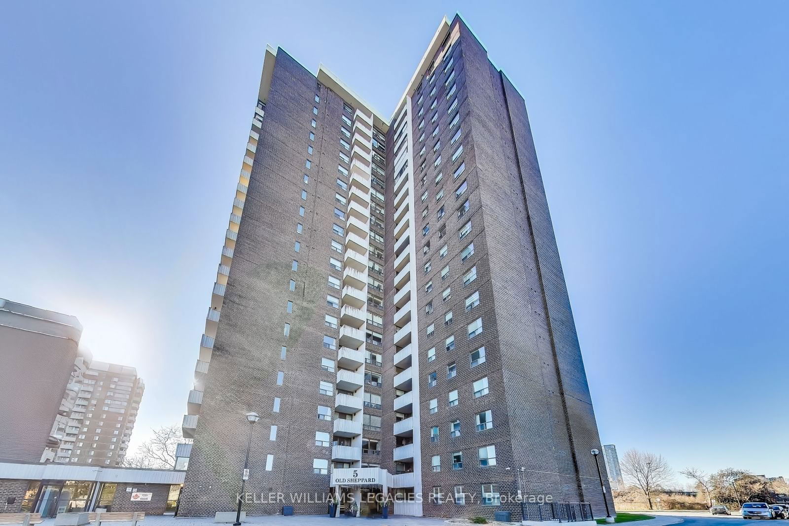 5 Old Sheppard Ave E, unit 1205 for sale