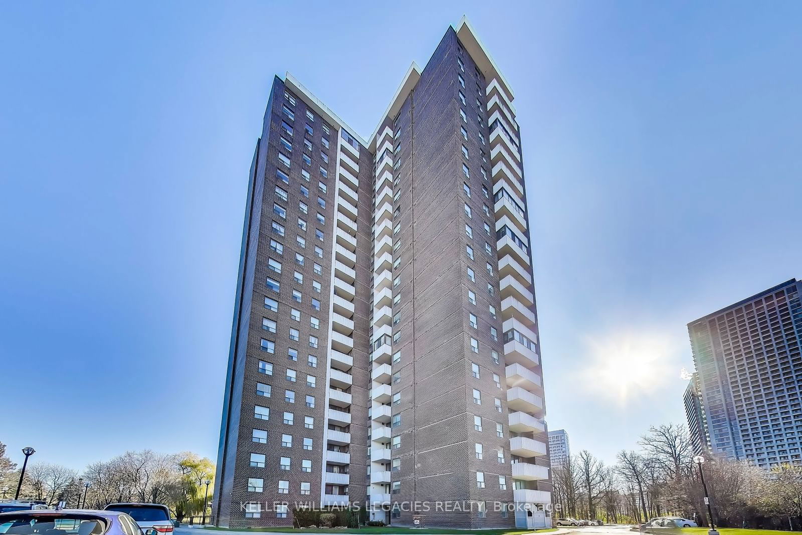 5 Old Sheppard Ave E, unit 1205 for sale