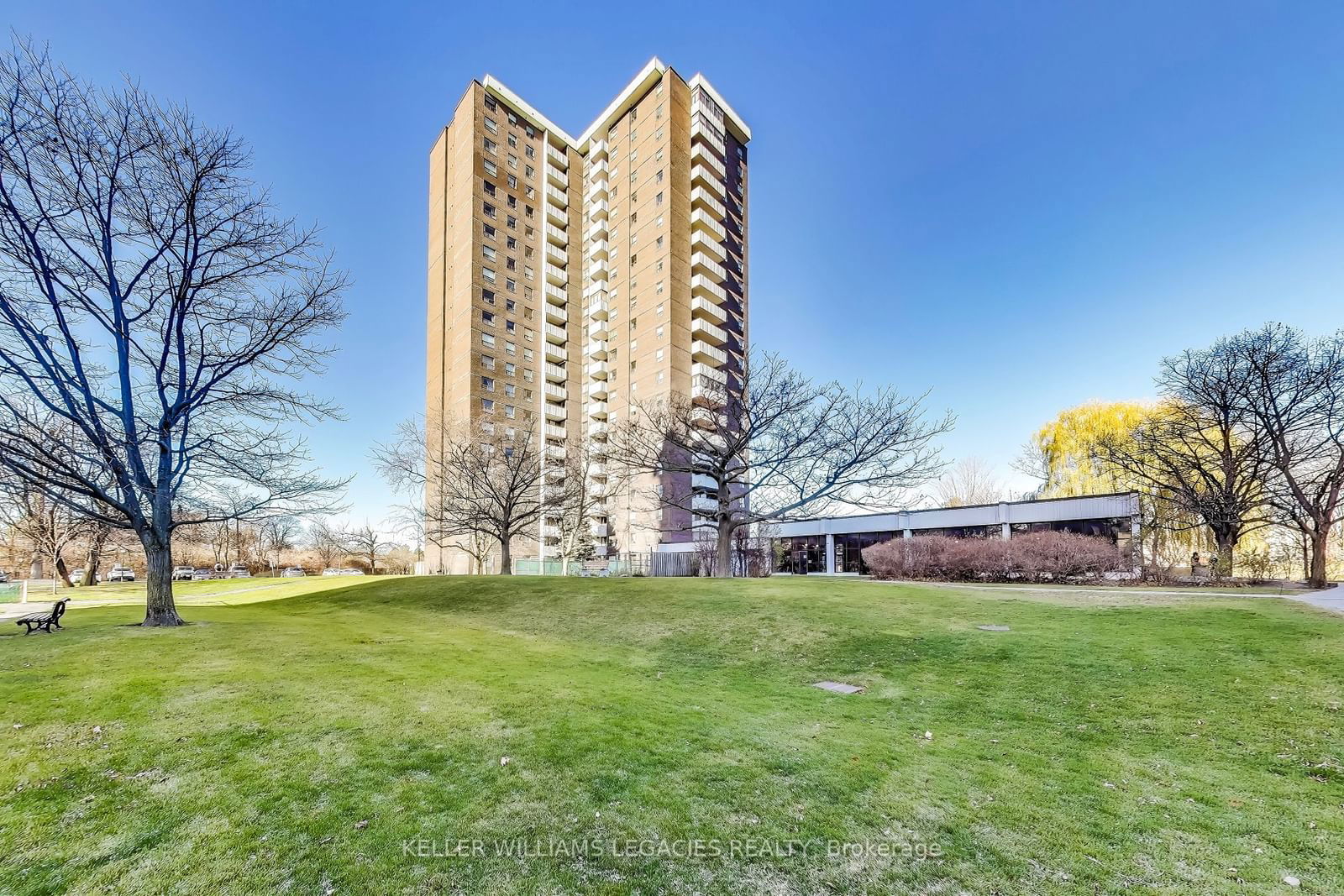 5 Old Sheppard Avenue Condos, North York, Toronto