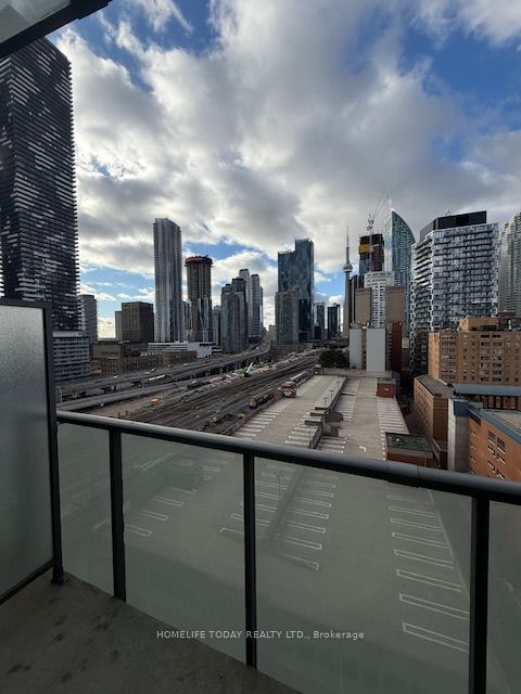 1 Market St, unit 1103 for rent