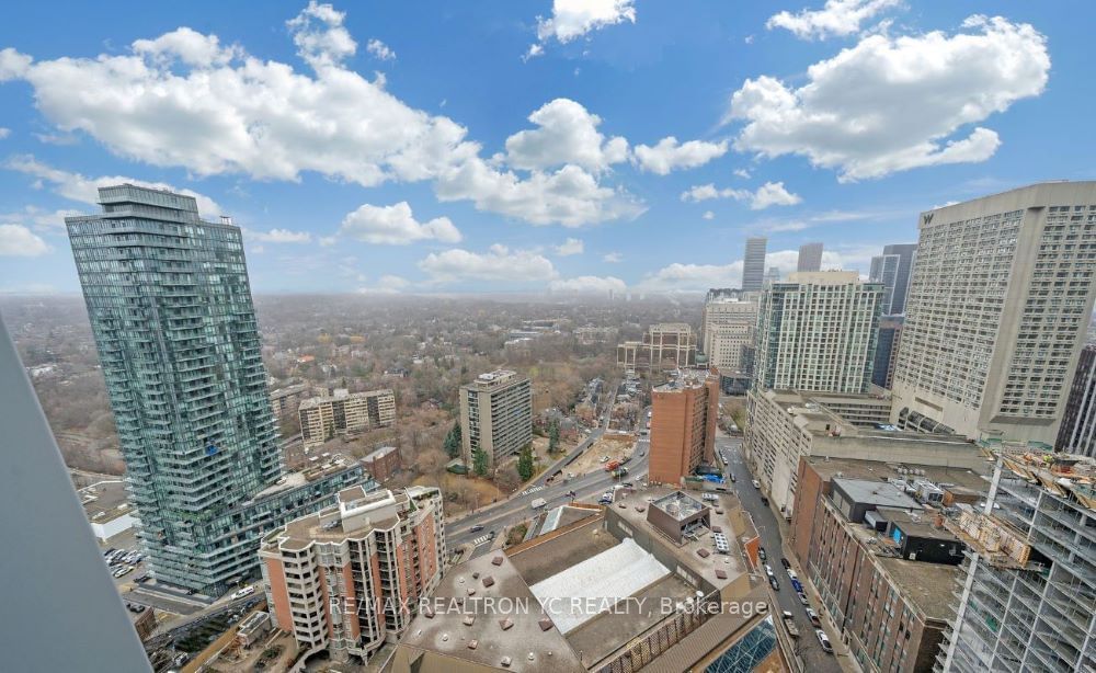 1 Yorkville Ave, unit 3309 for rent