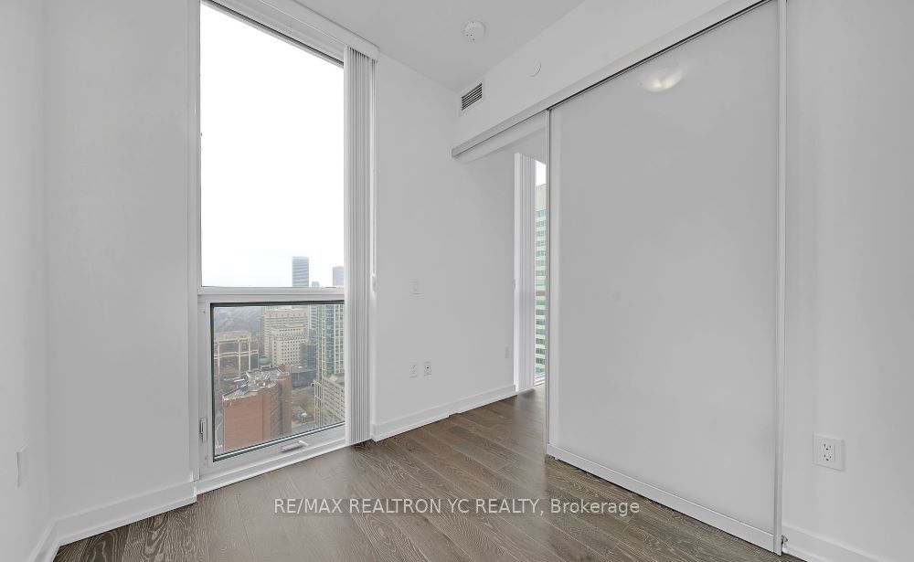 1 Yorkville Ave, unit 3309 for rent