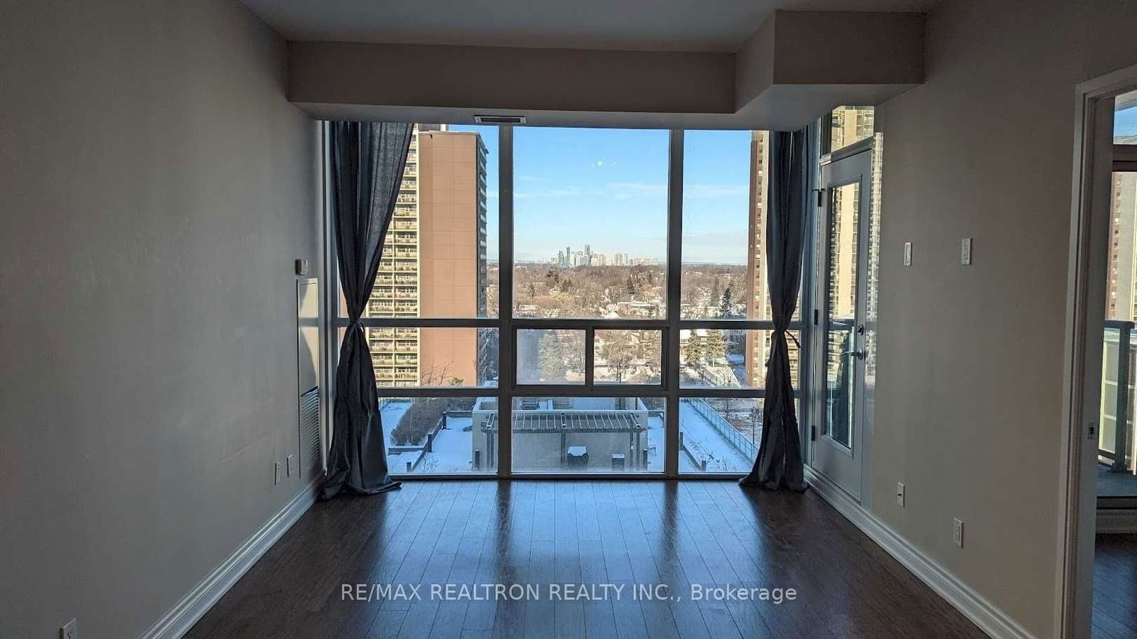 88 Broadway Ave, unit 1201 for rent