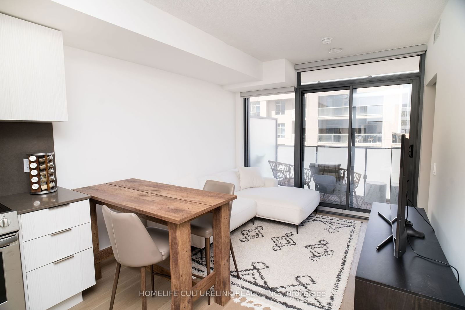 25 Richmond St E, unit 1013 for rent