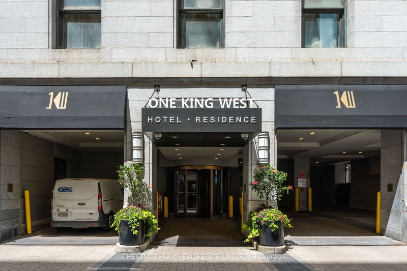 1 King St W, unit 2901 for sale