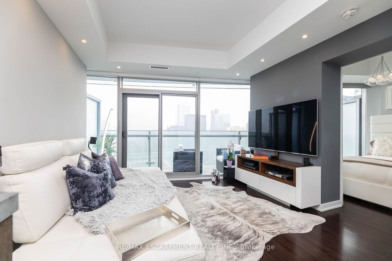 14 York St, unit 5110 for sale