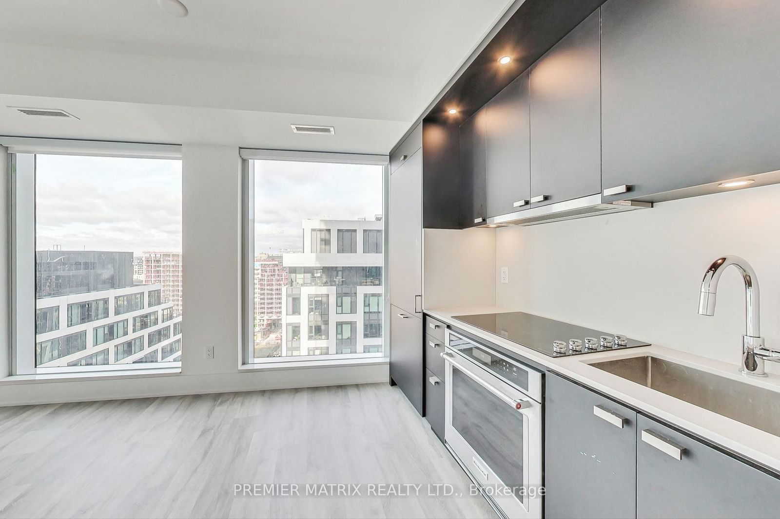 470 Front St W, unit 1305 for rent