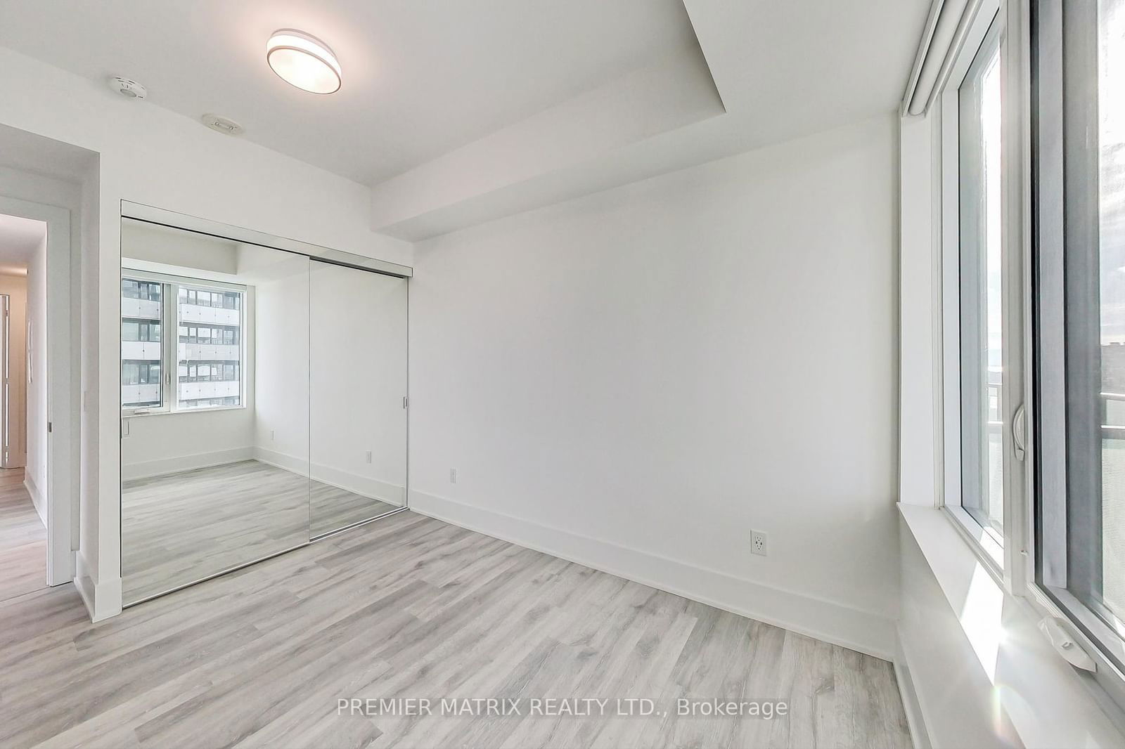 470 Front St W, unit 1305 for rent