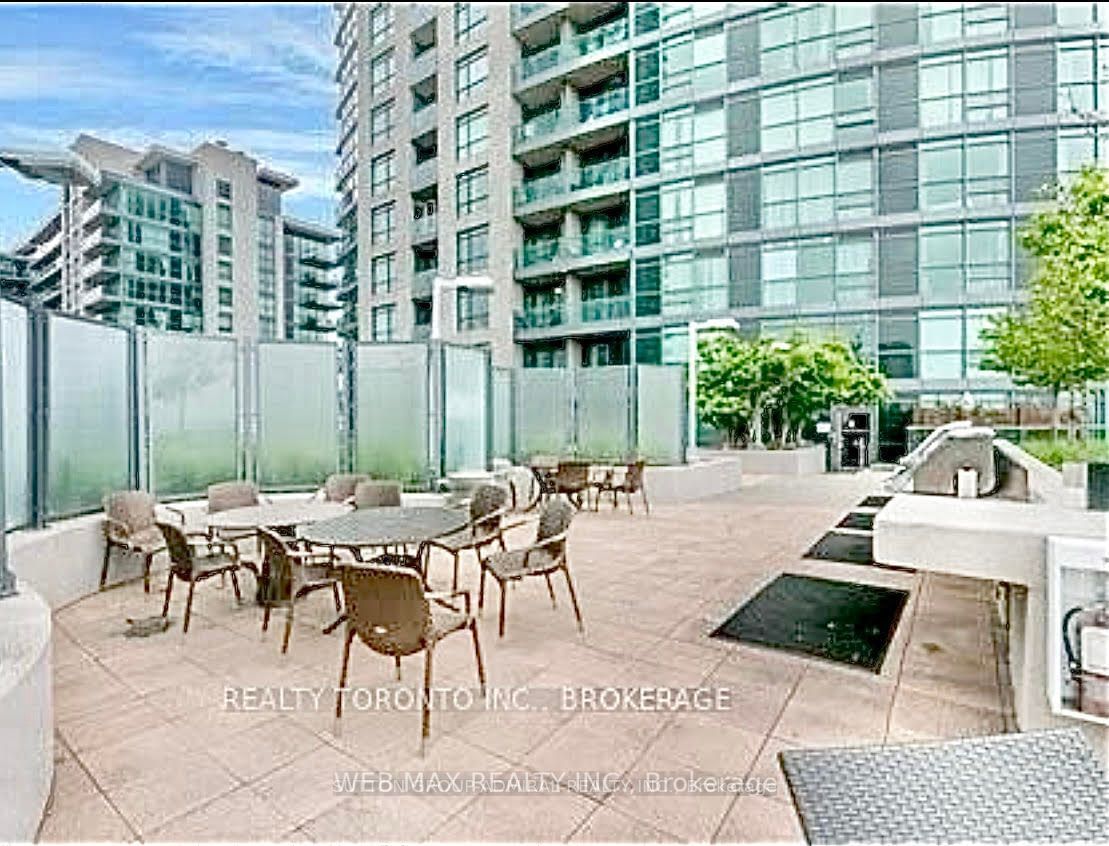 215 fort york Blvd, unit 2001 for rent