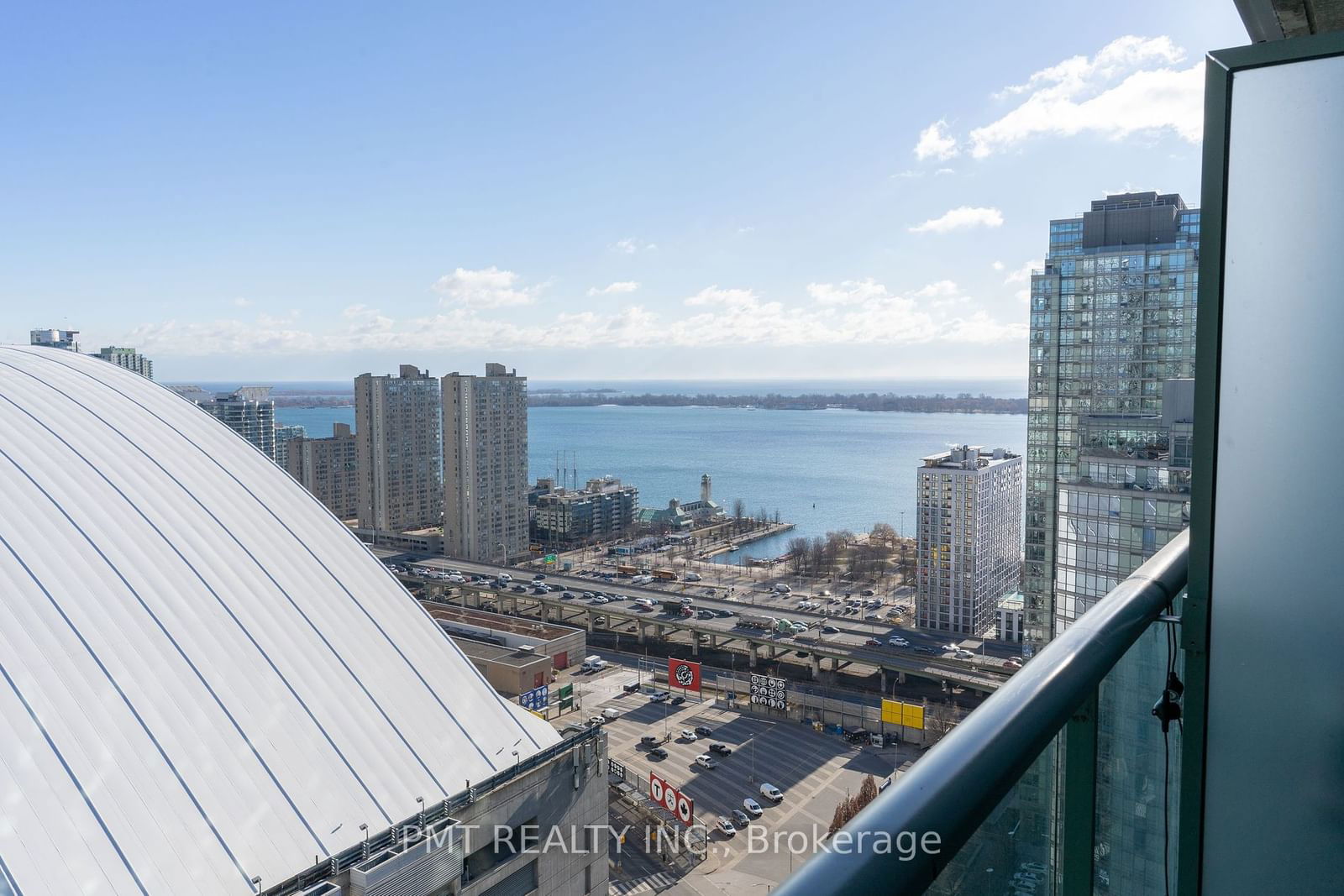 81 Navy Wharf Crt, unit 3501 for rent