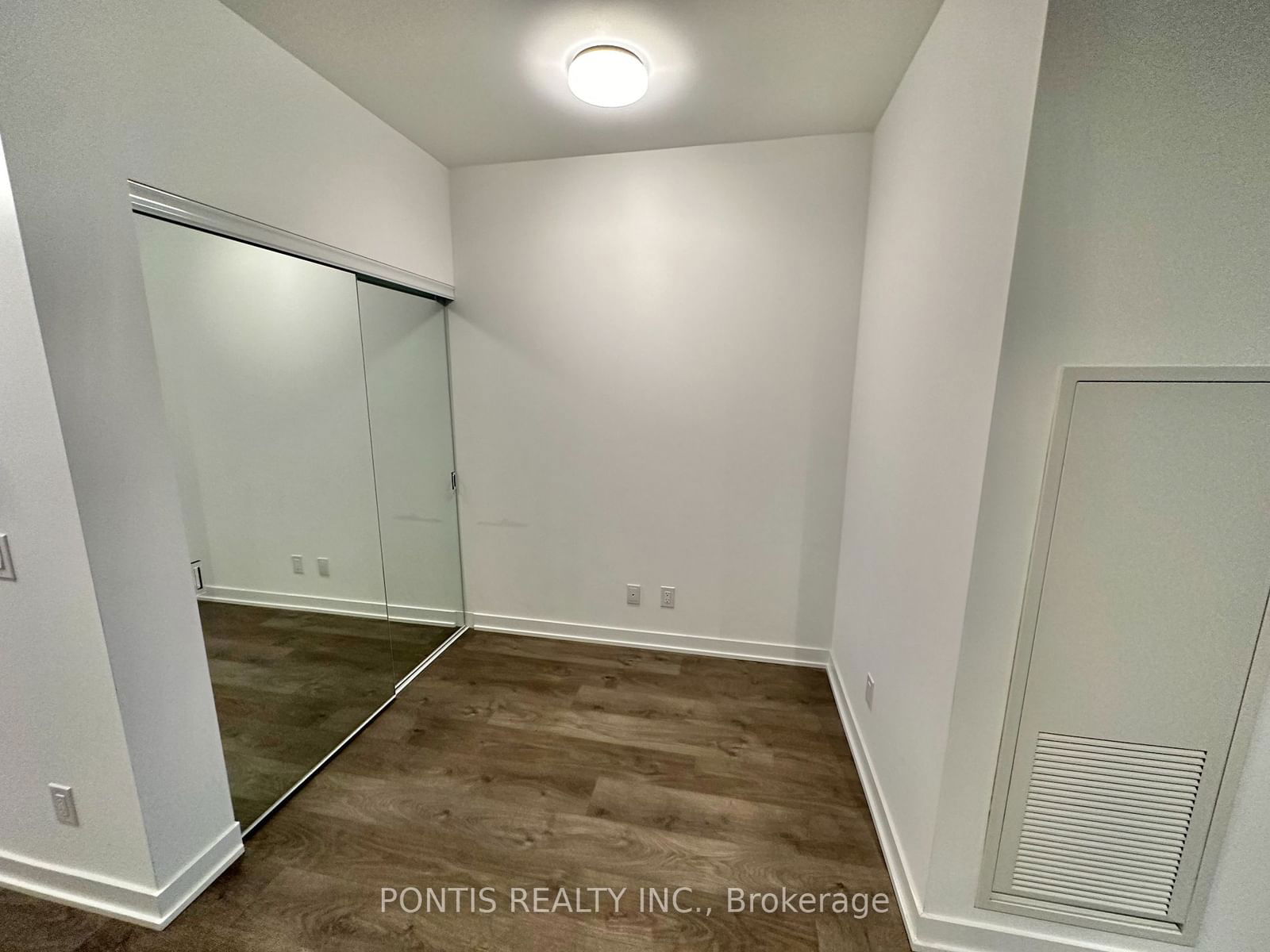 5 DEFRIES St, unit 2303 for rent